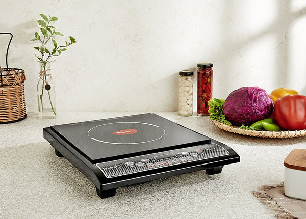 Pigeon Amaze 1800-Watt Induction Cooktop